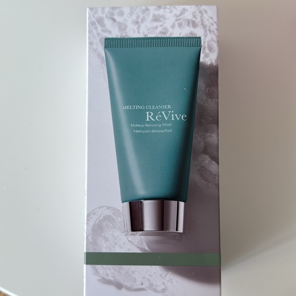 Revive Melting Cleanser - Picture 2 of 2